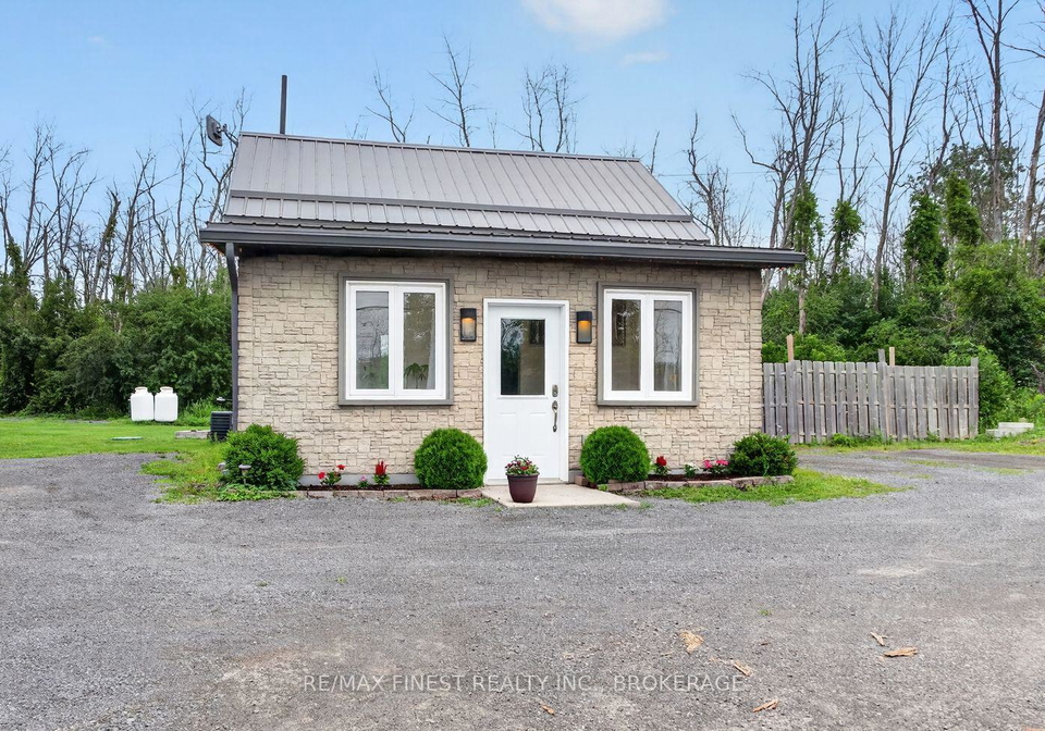 8297-county-road-2-greater-napanee-ontario-x13598430
