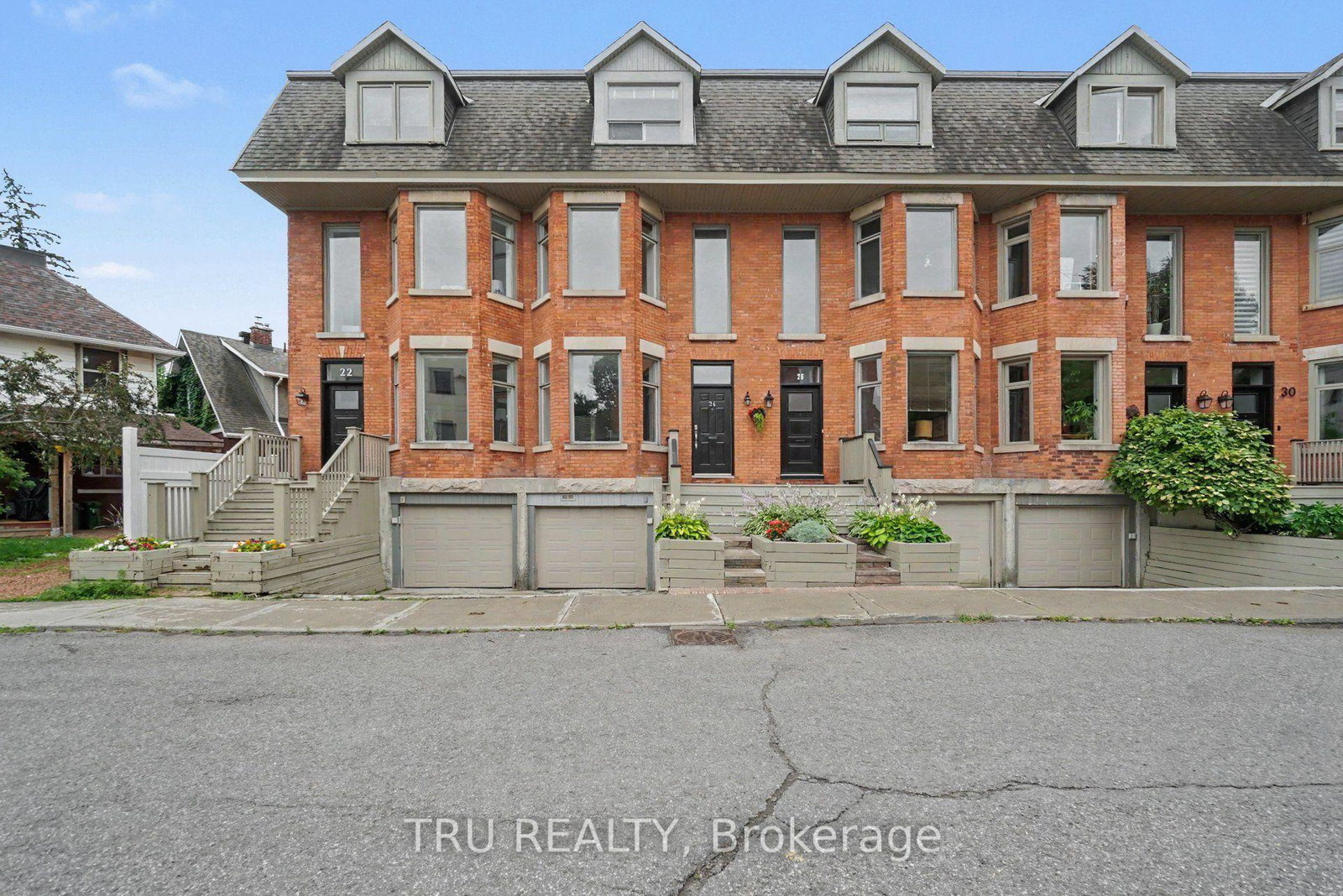 24-waverley-street-ottawa-ontario-x13598474