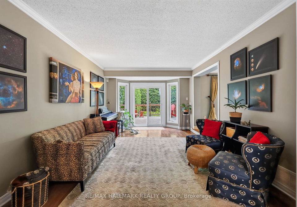 15-pemberton-crescent-ottawa-ontario-x13598476