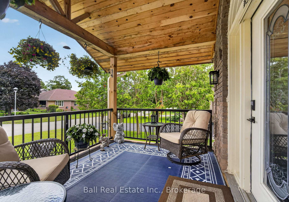 18-russell-hill-road-kawartha-lakes-ontario-x13598664