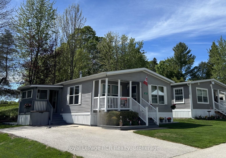 37-sussex-square-georgian-bluffs-ontario-x13598700