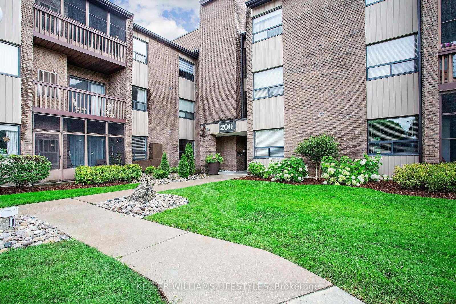 200-everglade-crescent-london-north-ontario-x13598784