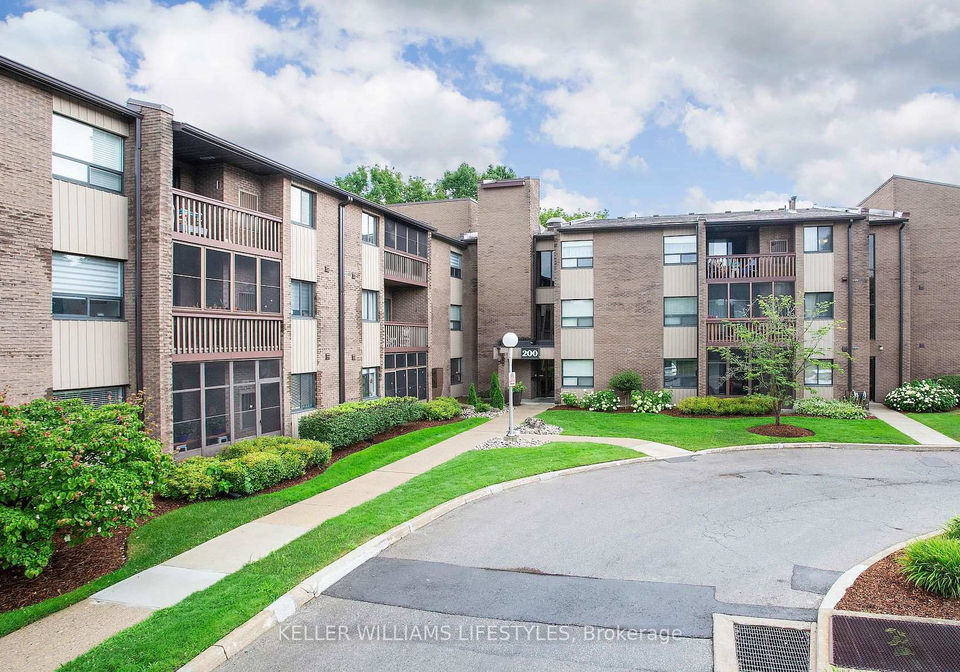 200-everglade-crescent-london-north-ontario-x13598784