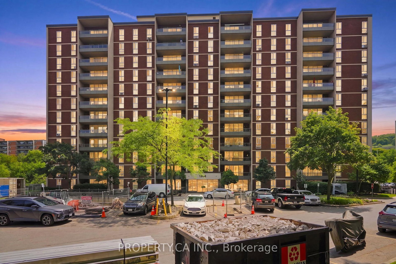 1964-main-street-w-hamilton-ontario-x13598840