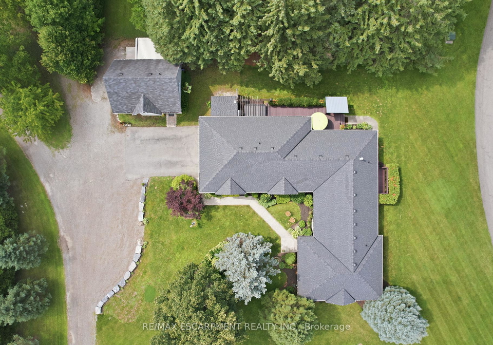 19-concession-5-e-hamilton-ontario-x13598914