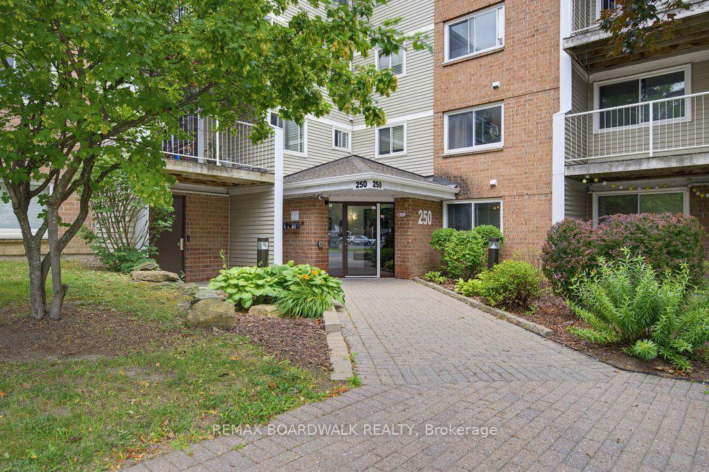 250-brittany-drive-ottawa-ontario-x13599006