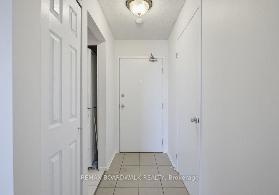 250-brittany-drive-ottawa-ontario-x13599006