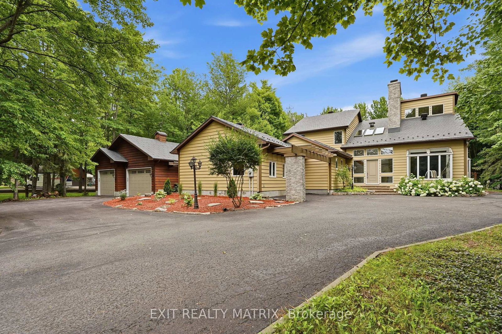 1634-lucien-street-champlain-ontario-x13599018