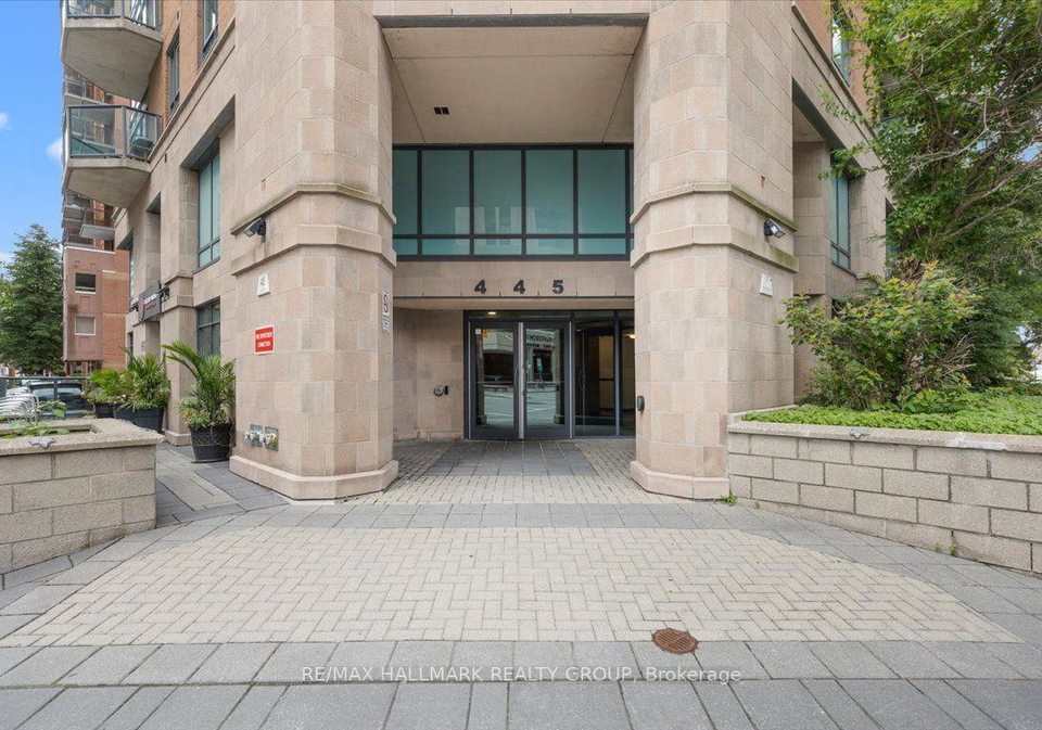 445-laurier-avenue-w-ottawa-ontario-x13599290