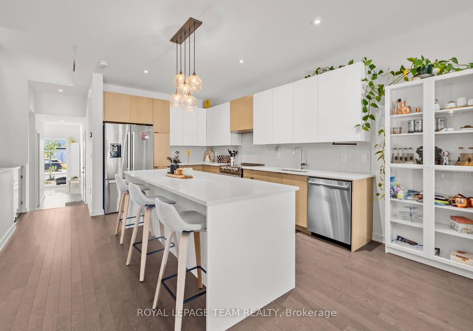 978-acoustic-way-ottawa-ontario-x13599484