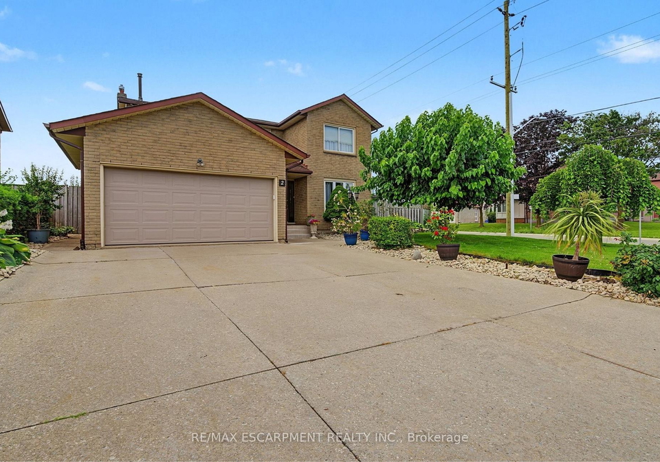 2-cresthaven-drive-hamilton-ontario-x13599684
