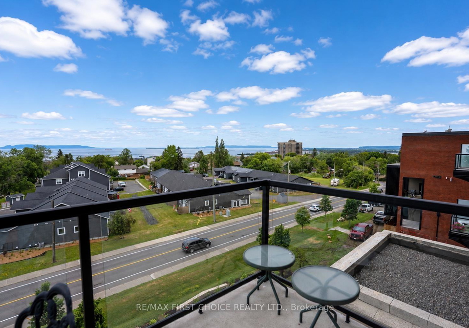 96-high-street-thunder-bay-ontario-x13599824