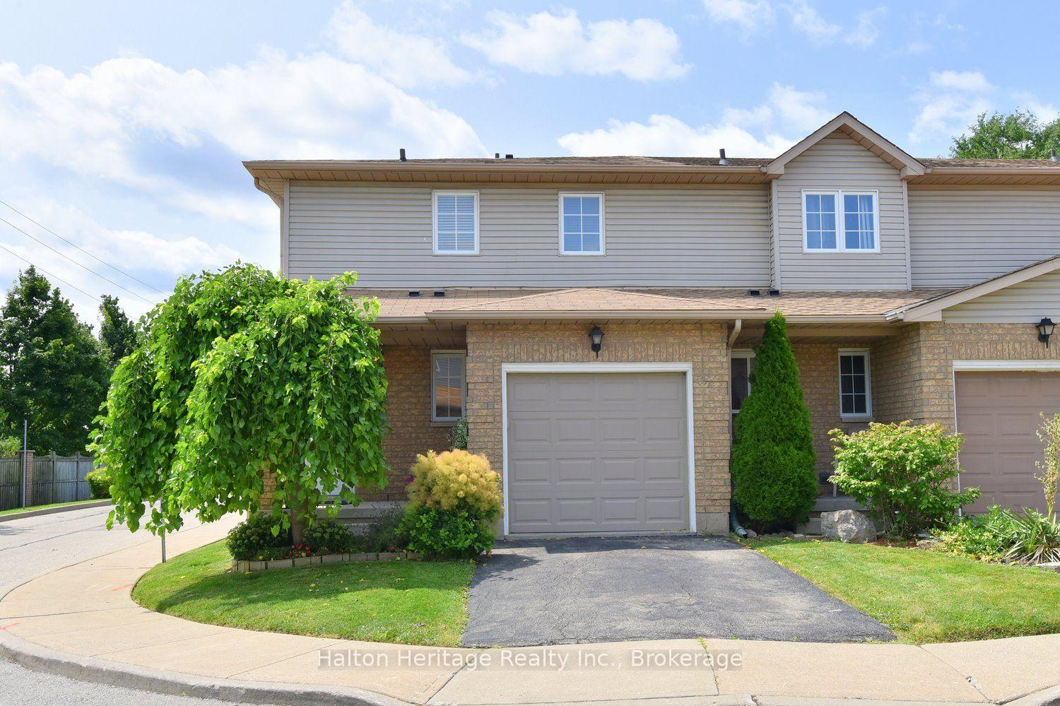 12-whitedeer-road-hamilton-ontario-x13599830