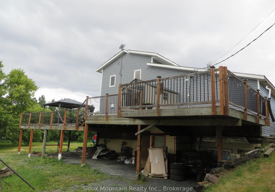 1-first-street-sioux-lookout-ontario-x13599878