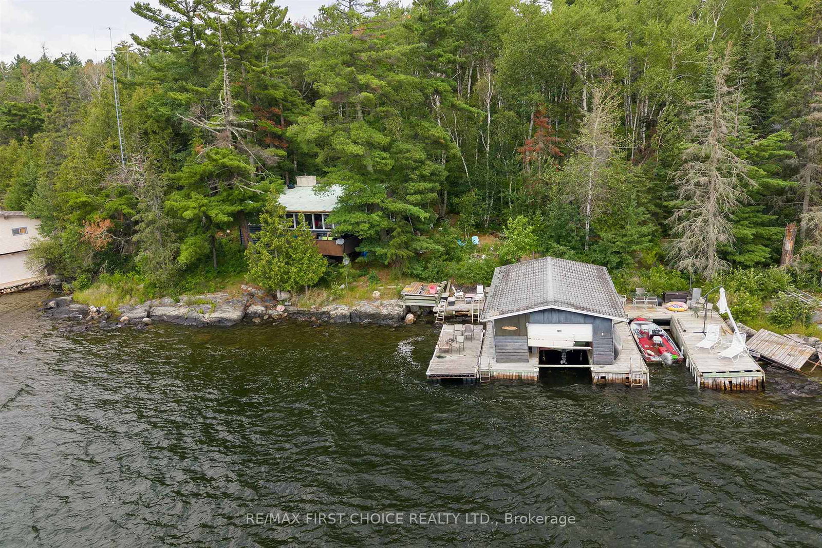 5a-burma-road-kenora-remote-area-ontario-x13599880