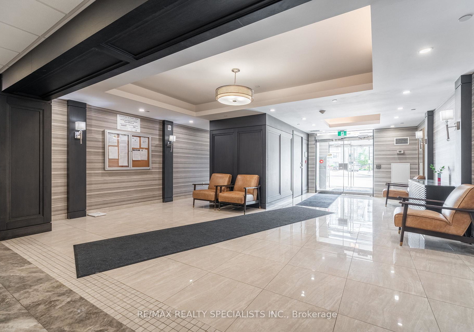 125-shoreview-place-hamilton-ontario-x13599952