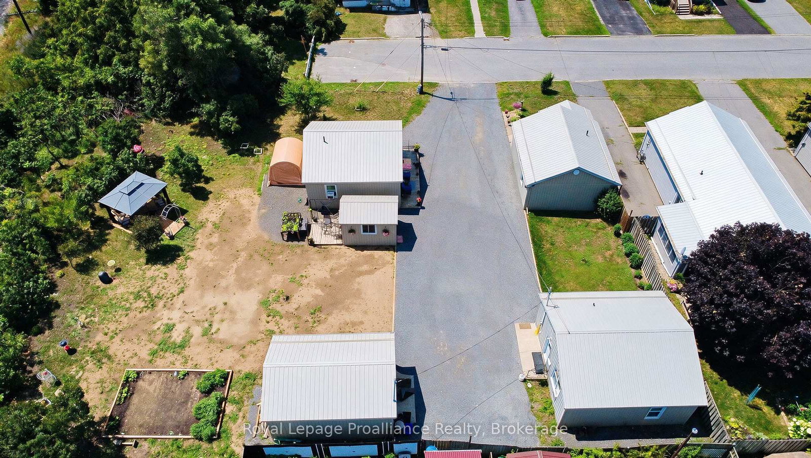 1-1a-3-3a-ramsay-avenue-quinte-west-ontario-x13600022