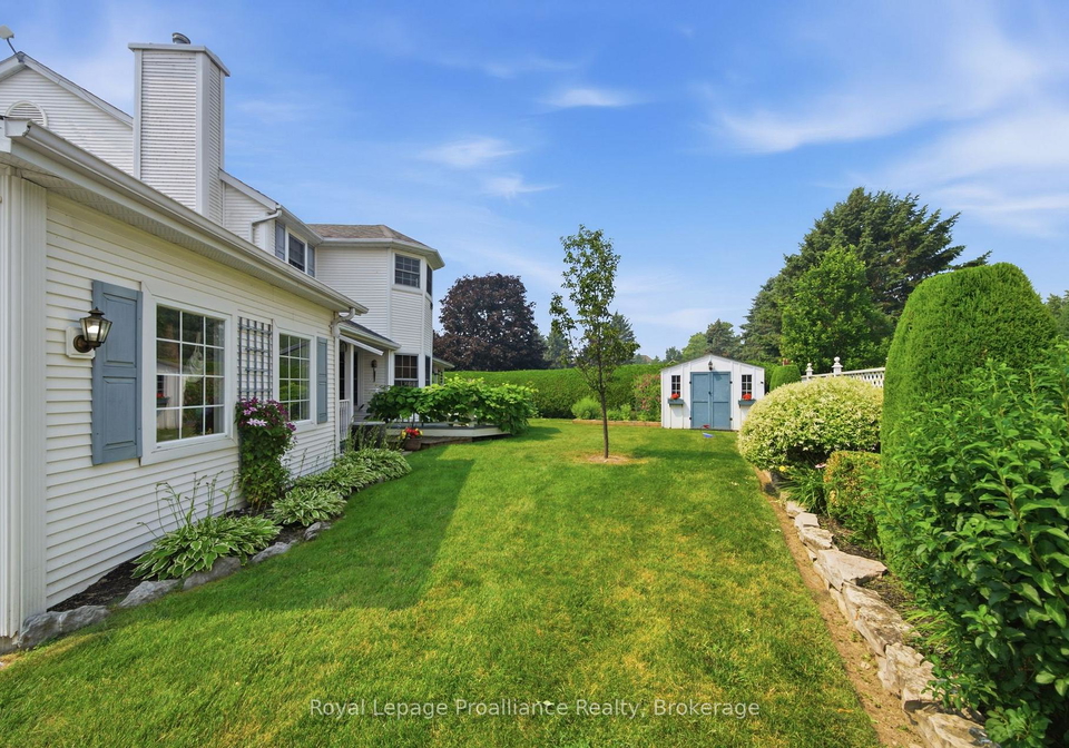 10-skiff-cove-road-prince-edward-county-ontario-x13600028