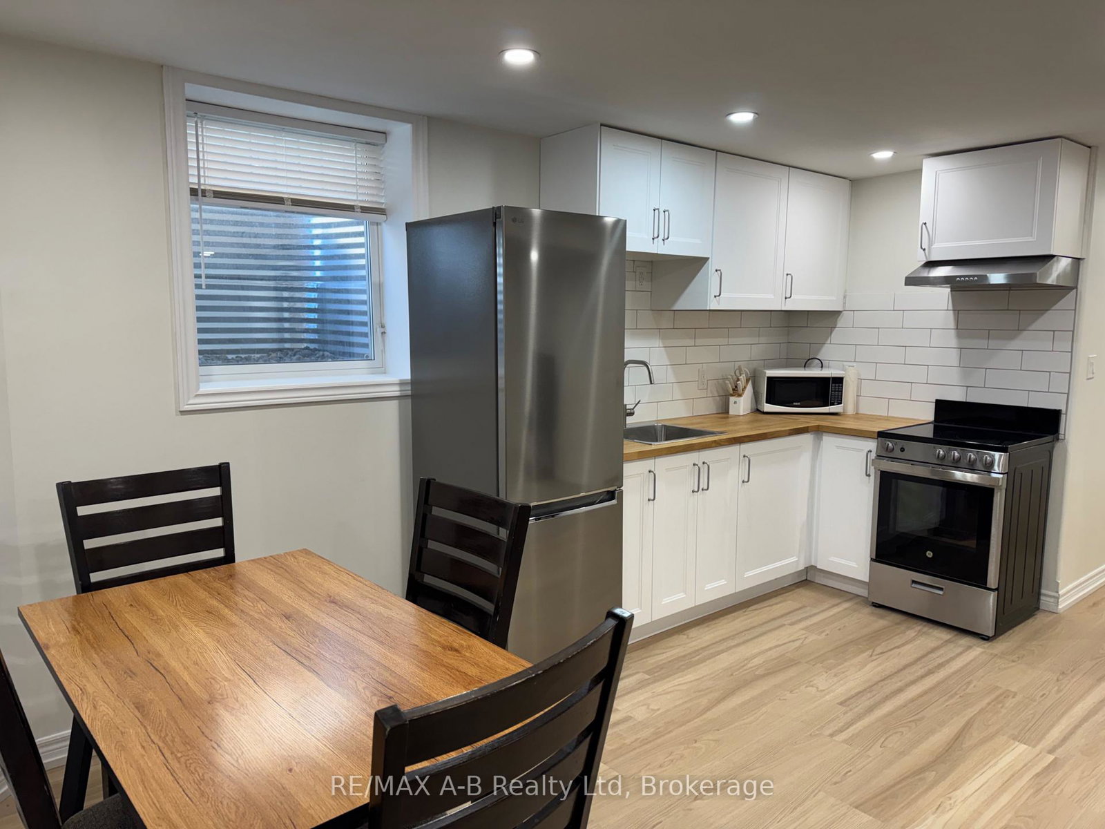 1522-caen-avenue-woodstock-ontario-x13600114