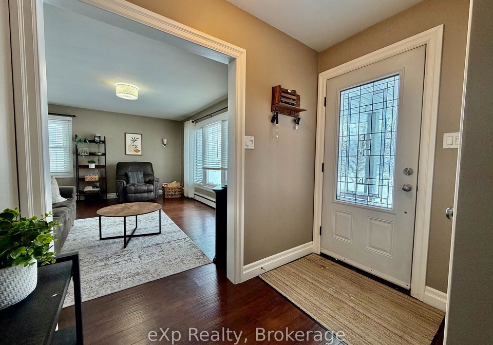 13-browns-avenue-brockton-ontario-x13600244