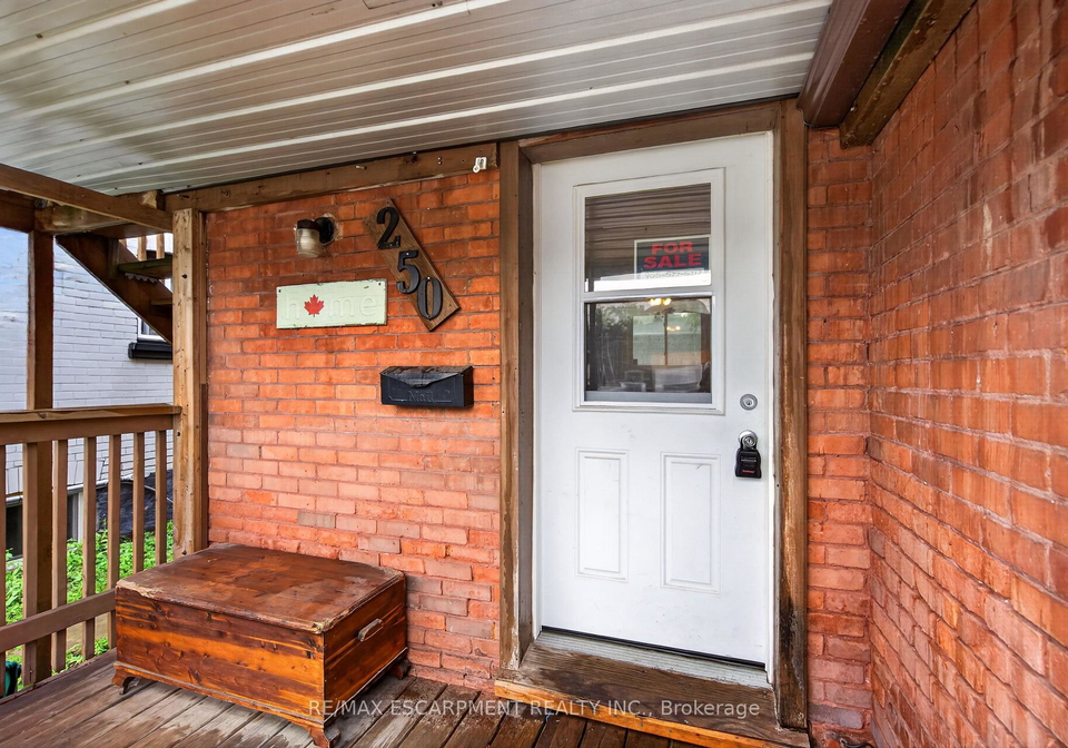 250-murray-street-brantford-ontario-x13600502