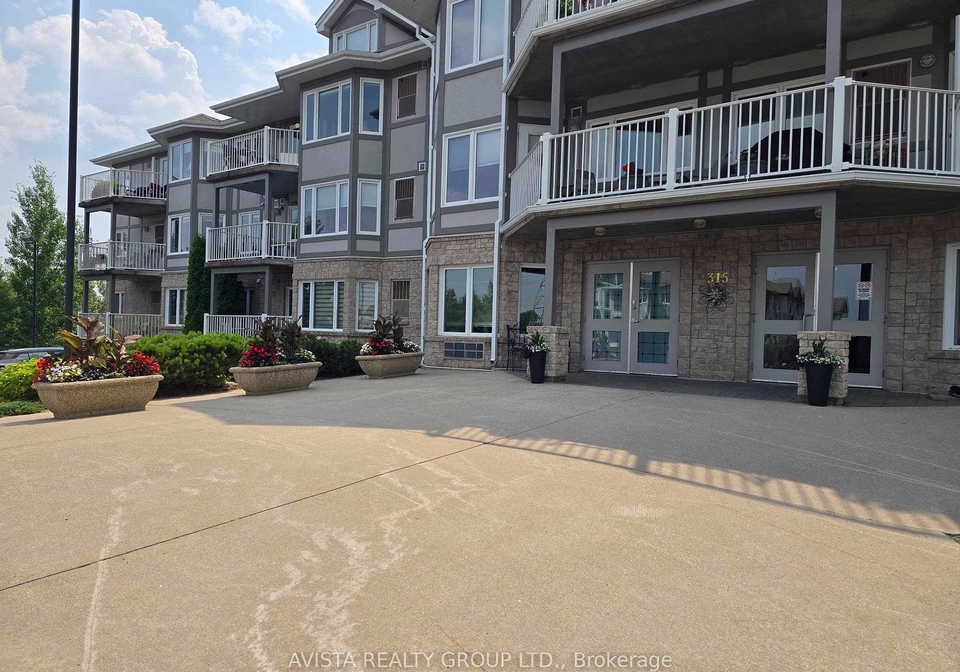 315-hilldale-road-suite-108-thunder-bay-ontario-x13600622