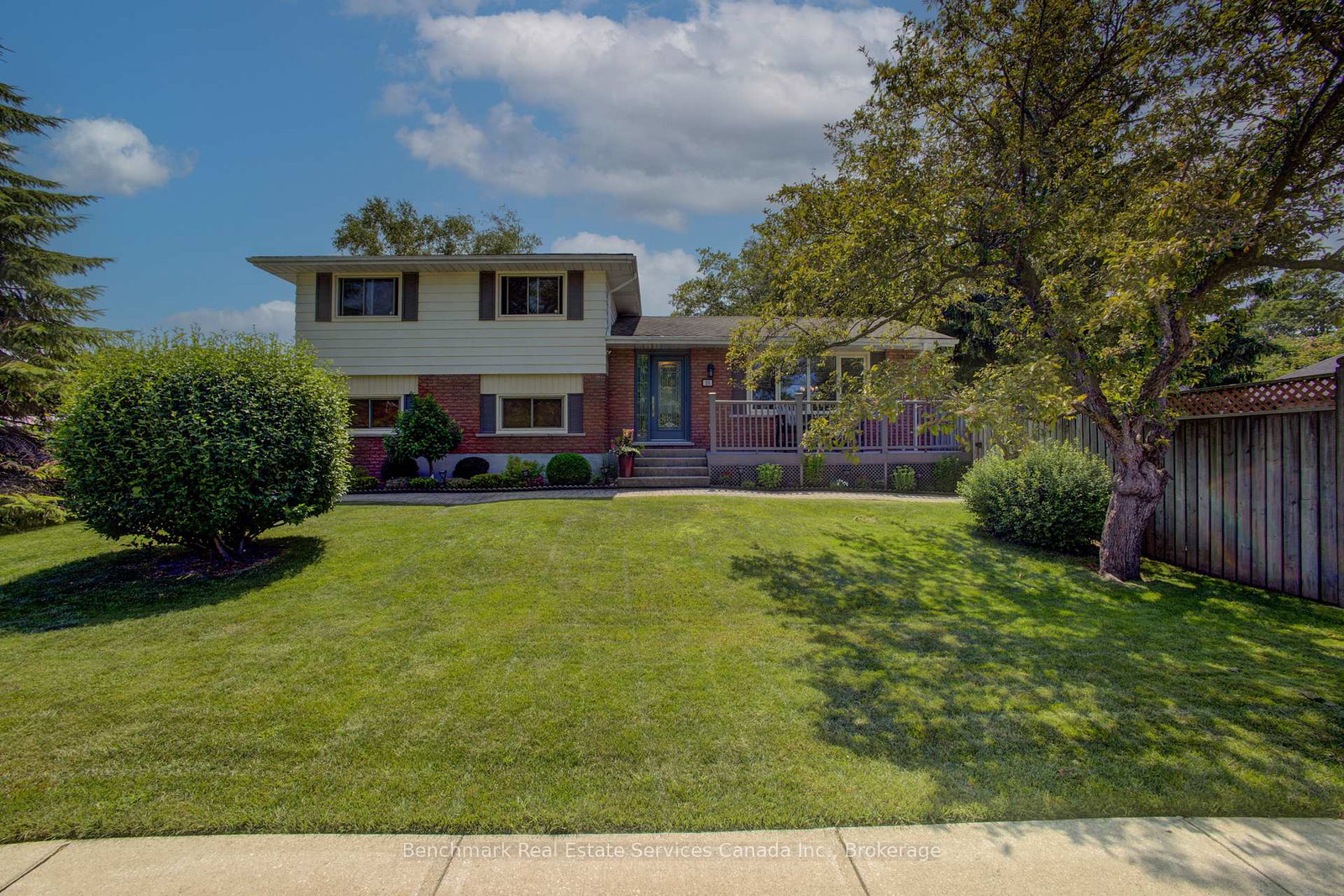23-inverness-street-s-kincardine-ontario-x13600656