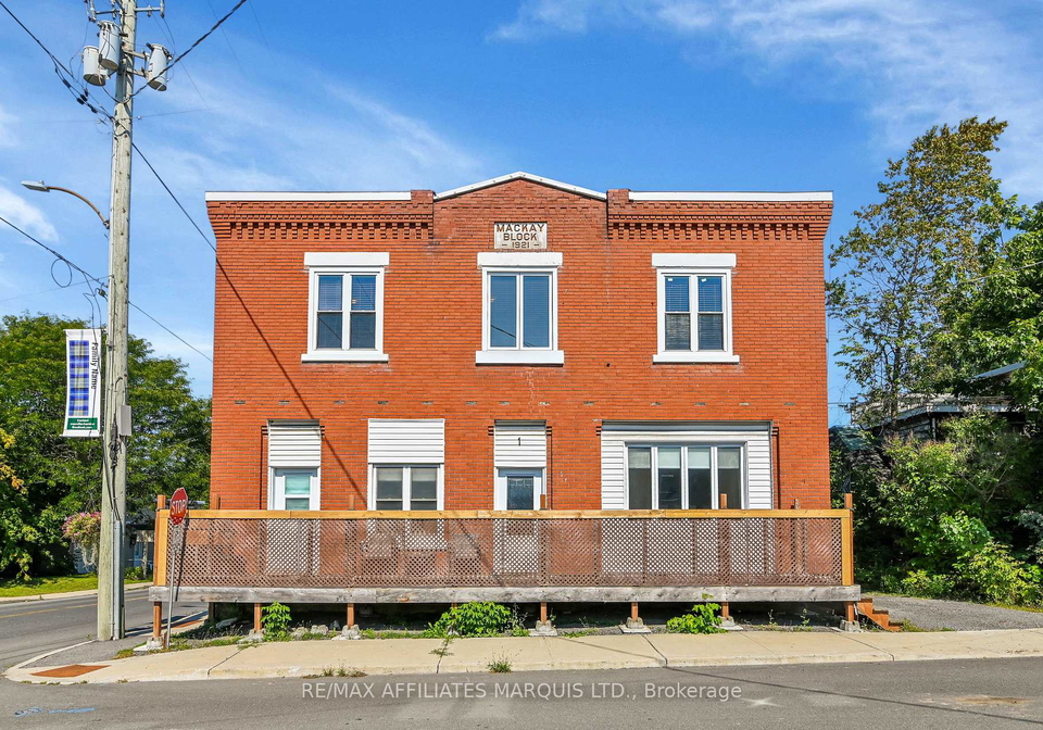 1-mechanic-street-e-north-glengarry-ontario-x13600930