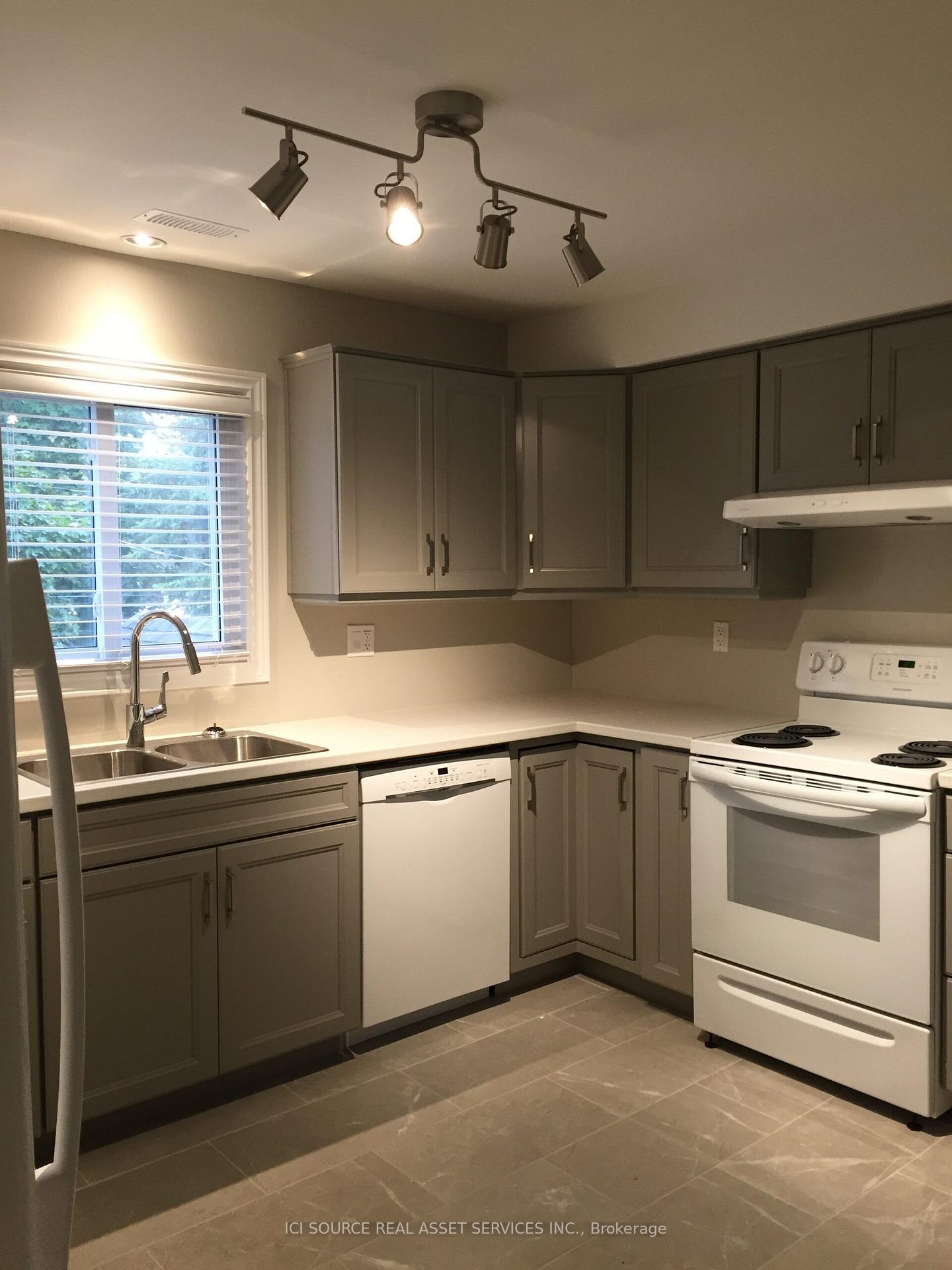 692-lincoln-road-windsor-ontario-x13601022