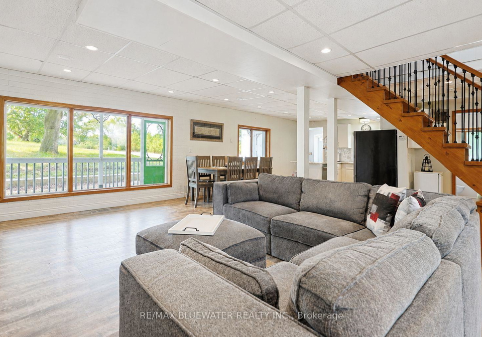 9994-edward-street-lambton-shores-ontario-x13601204