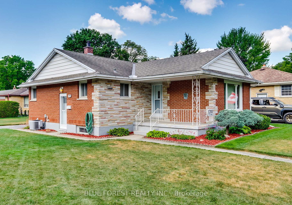 1201-patann-drive-london-east-ontario-x13601206