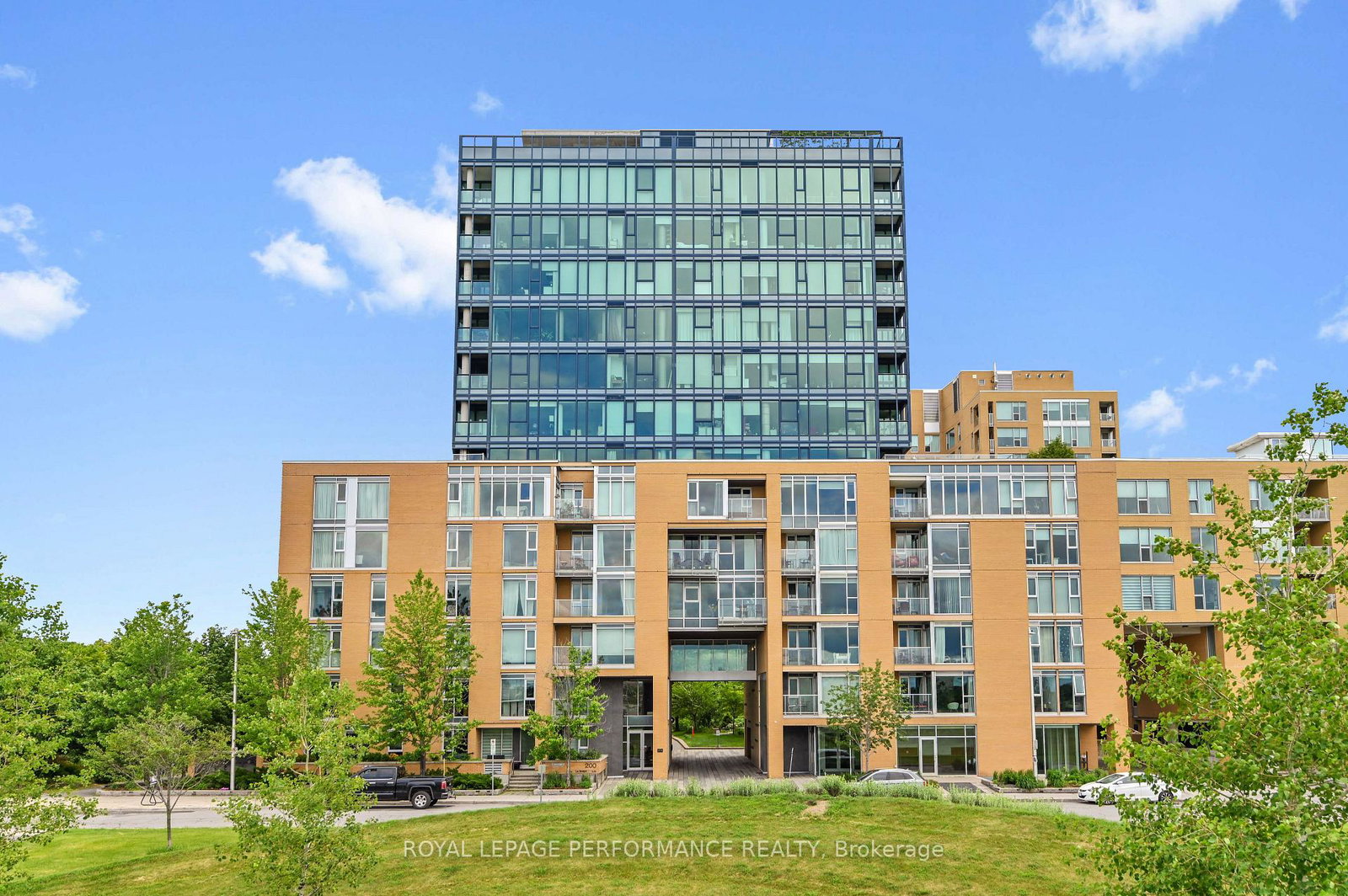 200-lett-street-ottawa-ontario-x13601224