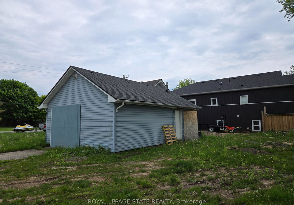 303-ridge-road-s-fort-erie-ontario-x13601240