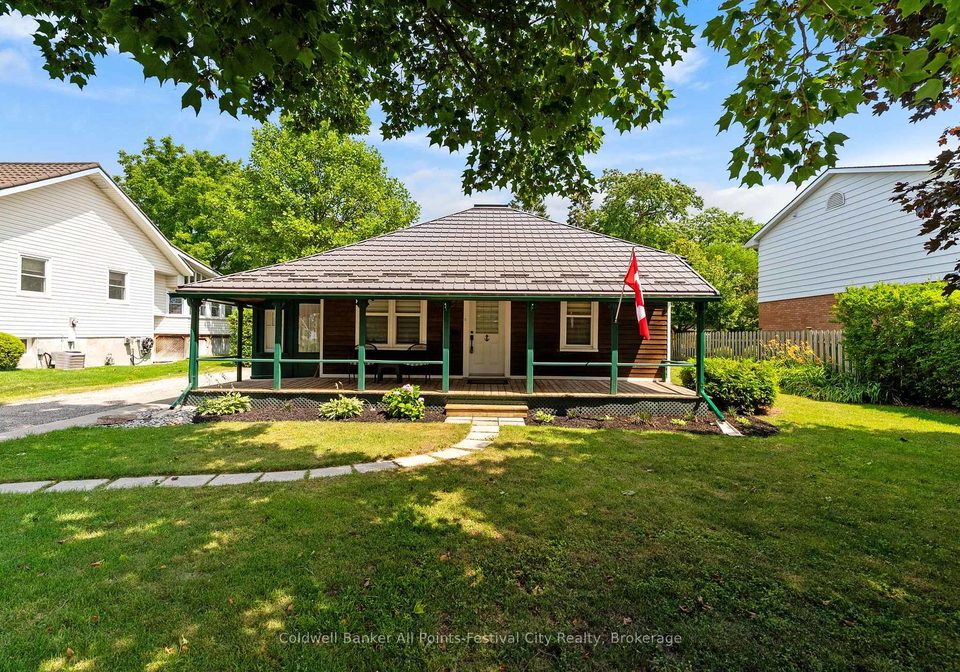 135-essex-street-goderich-ontario-x13601354