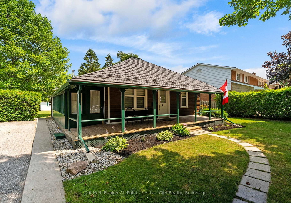 135-essex-street-goderich-ontario-x13601354