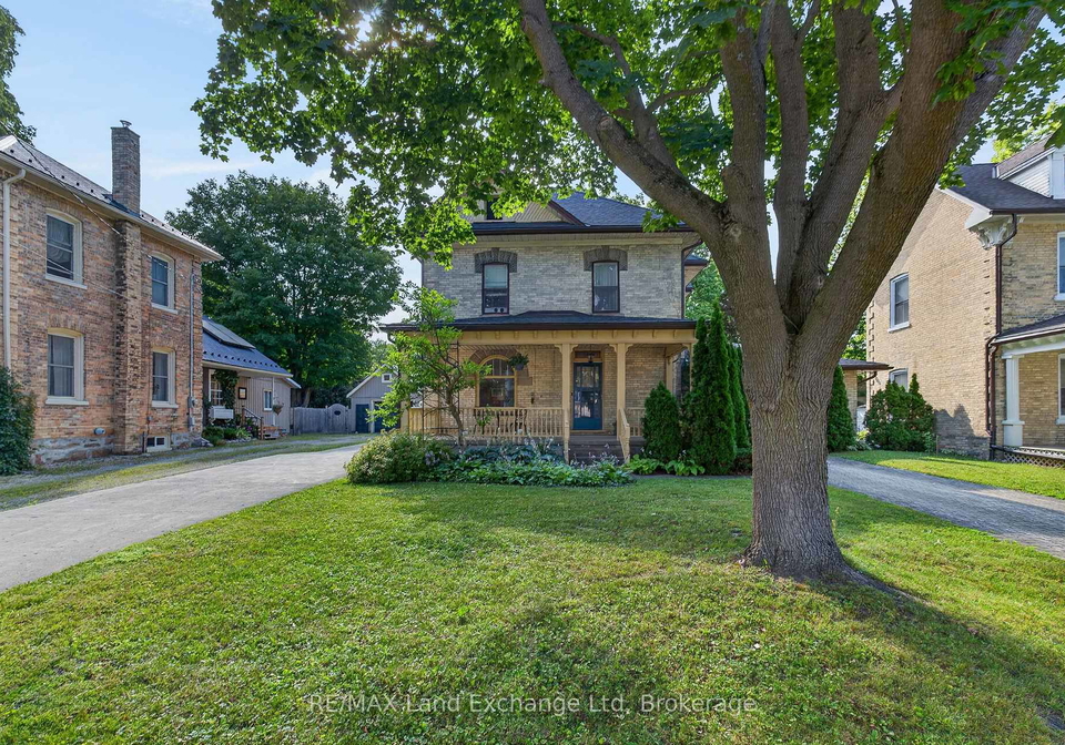 255-centre-st-street-north-huron-ontario-x13601430
