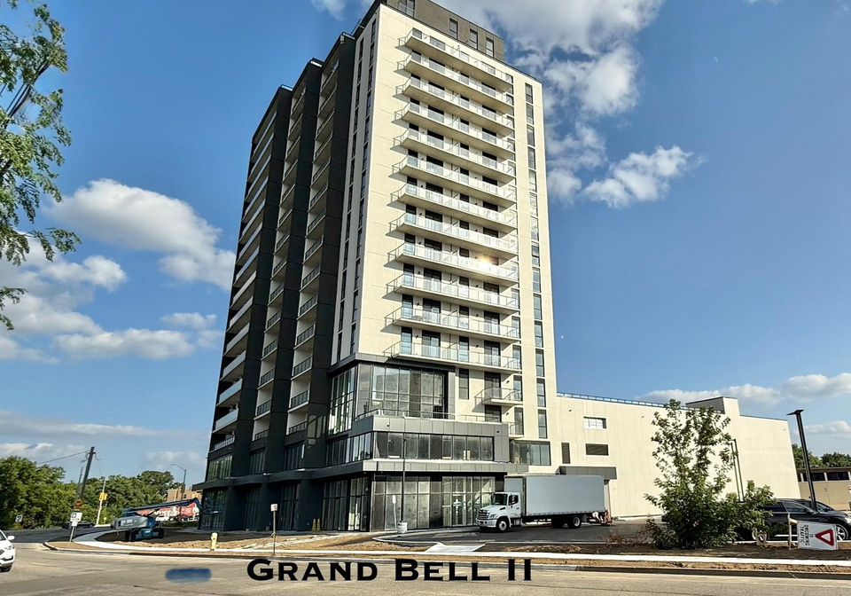 33-erie-avenue-brantford-ontario-x13601432