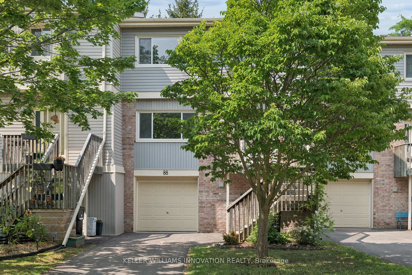 30-green-valley-drive-kitchener-ontario-x13601558
