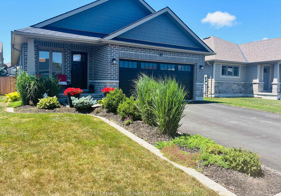 48-mercedes-drive-belleville-ontario-x13601692