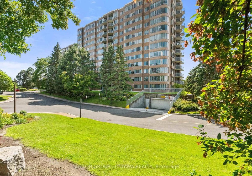 100-grant-carman-drive-ottawa-ontario-x13601872