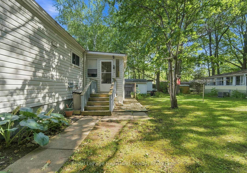 16-huron-lane-ashfield-colborne-wawanosh-ontario-x13601906