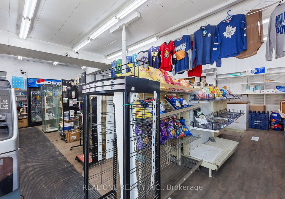 155-victoria-avenue-n-hamilton-ontario-x13601908