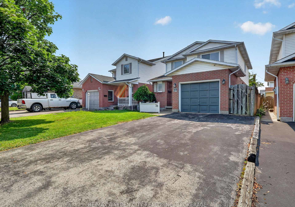39-buchanan-crescent-thorold-ontario-x13602078