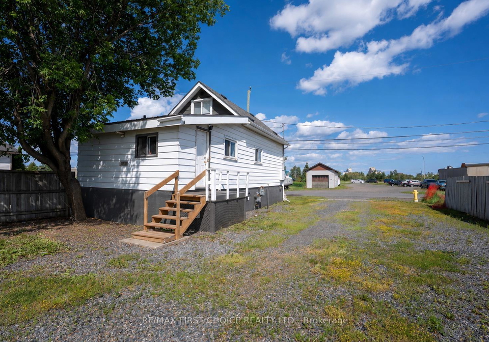 620-high-street-s-thunder-bay-ontario-x13602096