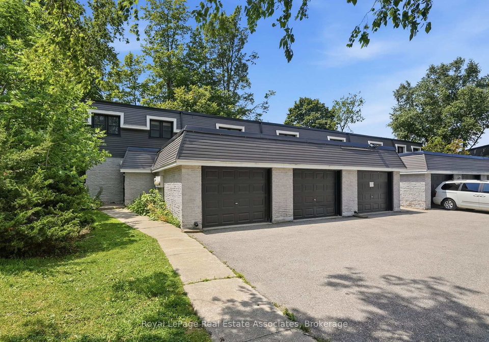 509-quiet-place-waterloo-ontario-x13602166