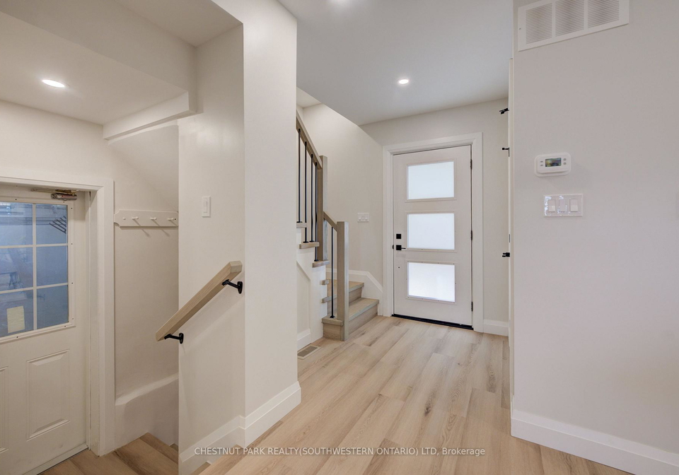 34-moore-avenue-n-waterloo-ontario-x13602180