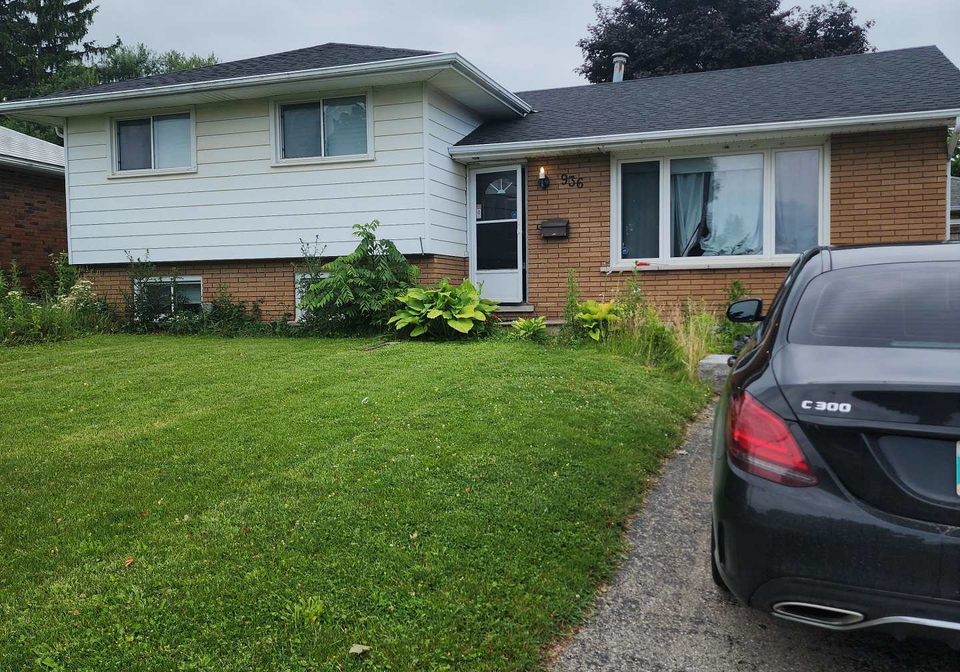 936-alice-street-woodstock-ontario-x13602432