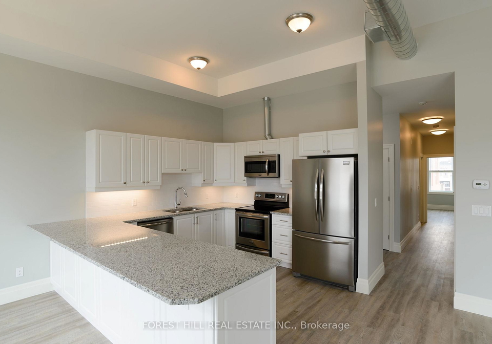 32-water-street-n-cambridge-ontario-x13602454