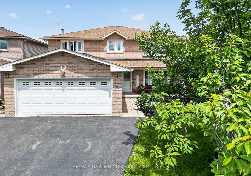 43-bonaparte-way-hamilton-ontario-x13602540