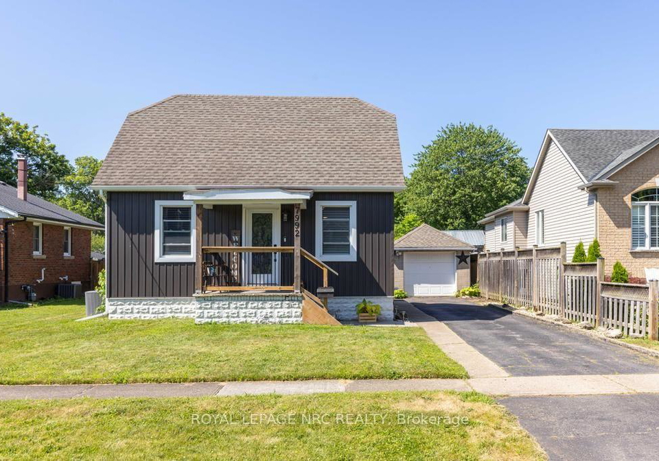 7992-peter-street-niagara-falls-ontario-x13602648
